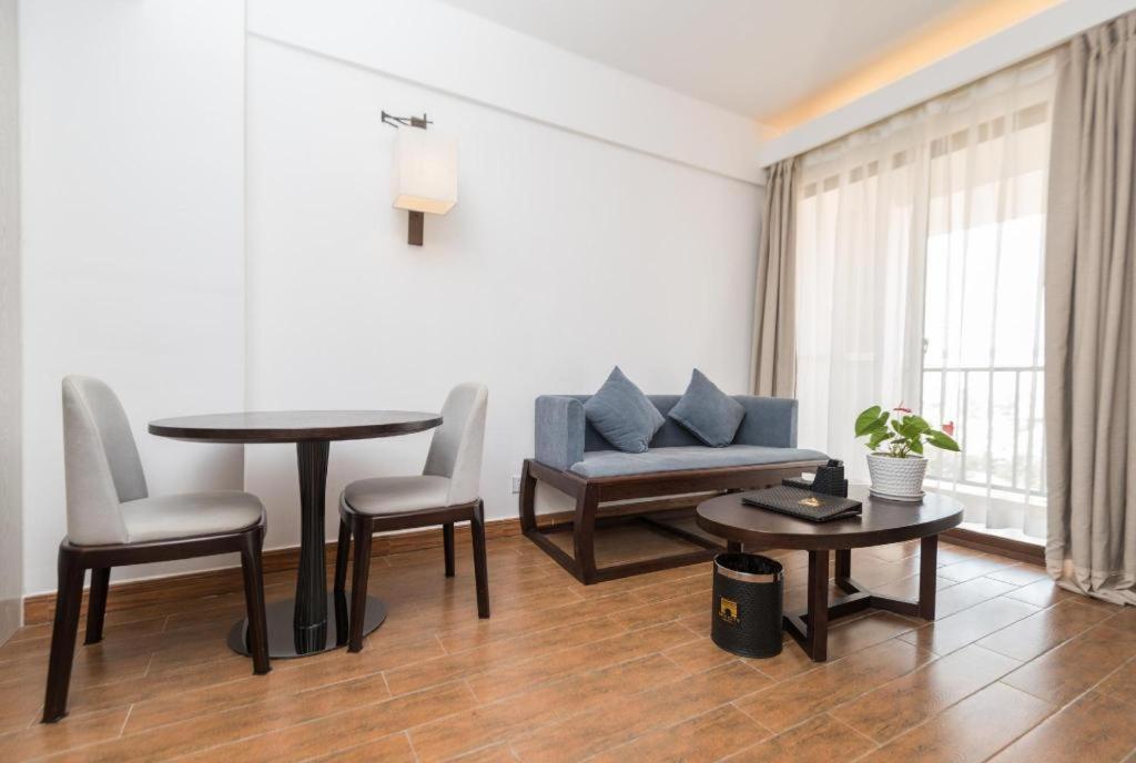 Sky City Hotel Вьентьян Экстерьер фото